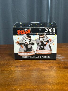 Felix The Cat Millenium 2000 Salt & Pepper Set NEW